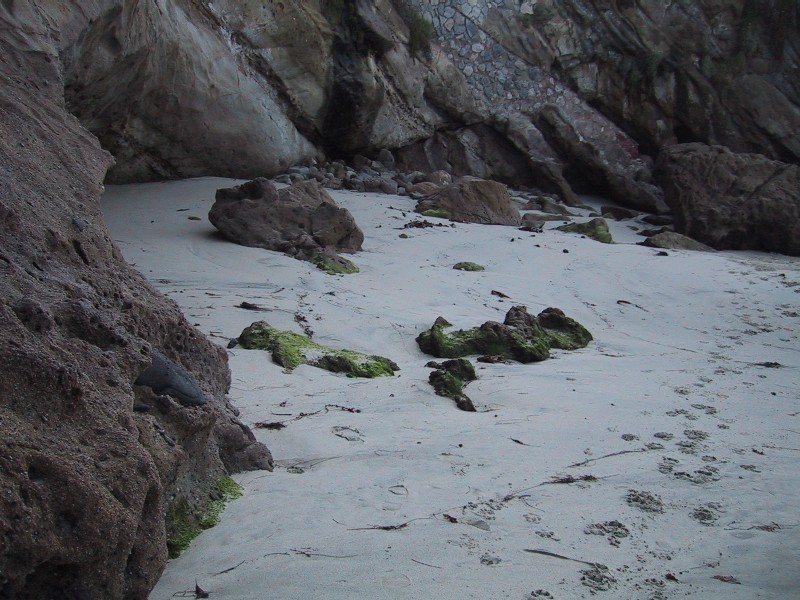 lovers cave beach